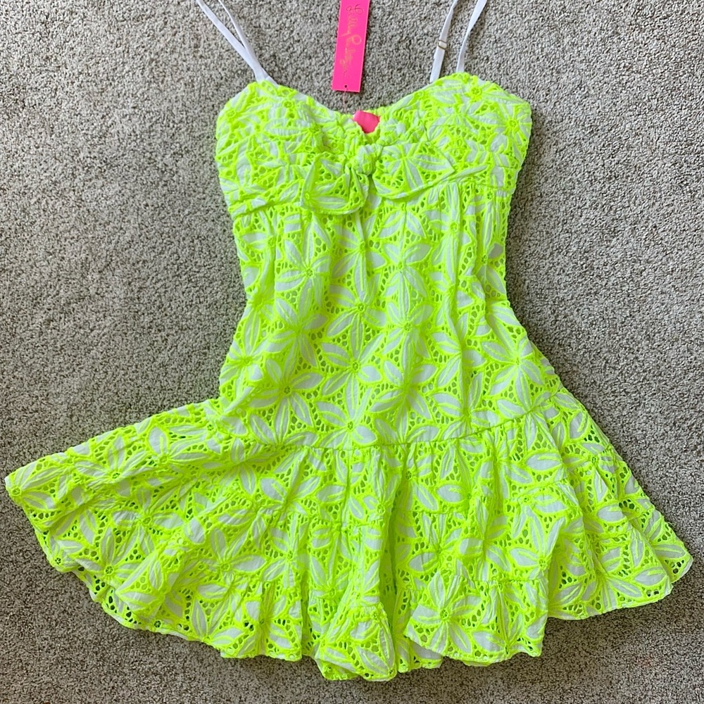 NWT Lilly Pulitzer Briana Eyelet Dress | Pepino Green Mambo | Size 4